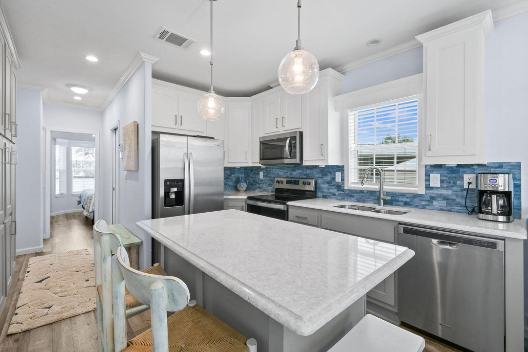 En Venta: $197,000 (2 camas, 1 baños, 1100 Pies cuadrados)