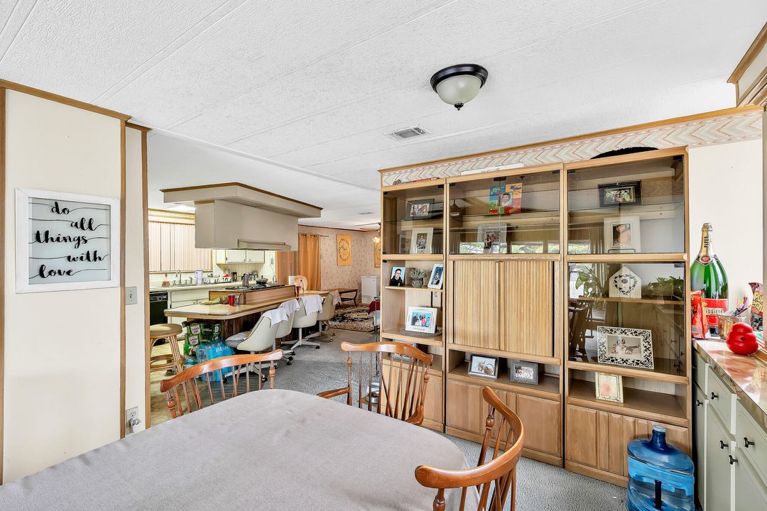 En Venta: $125,000 (3 camas, 2 baños, 1592 Pies cuadrados)