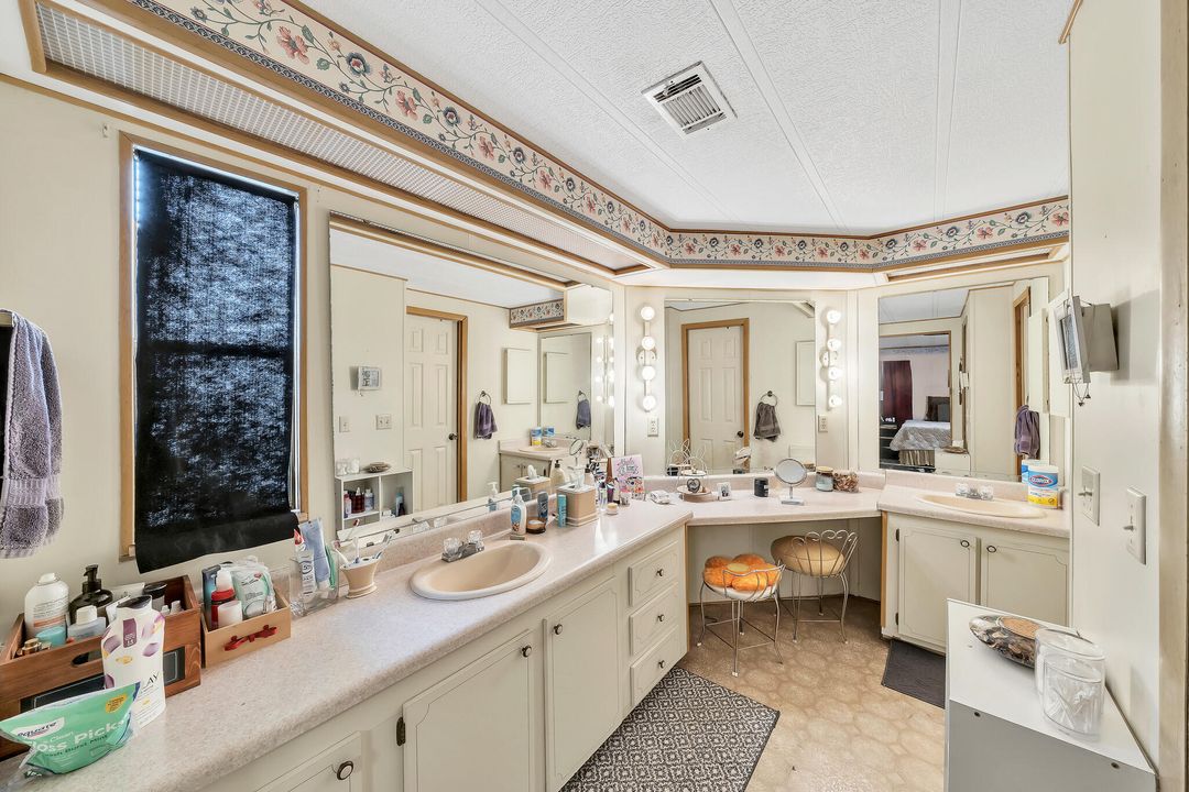 En Venta: $125,000 (3 camas, 2 baños, 1592 Pies cuadrados)