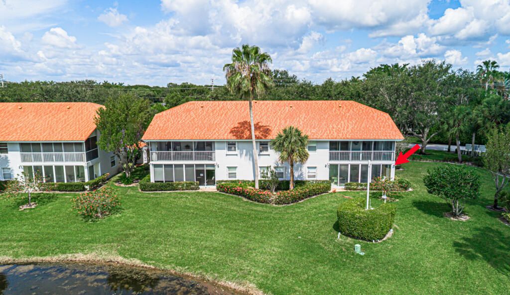 合同活跃: $199,000 (3 贝兹, 2 浴室, 1616 平方英尺)