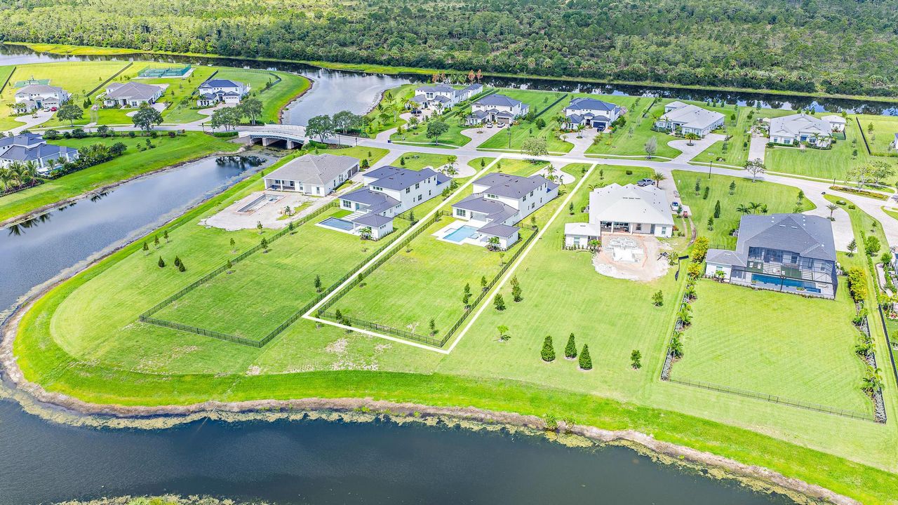 На продажу: $5,699,000 (6 спален, 6 ванн, 5762 Квадратных фут)