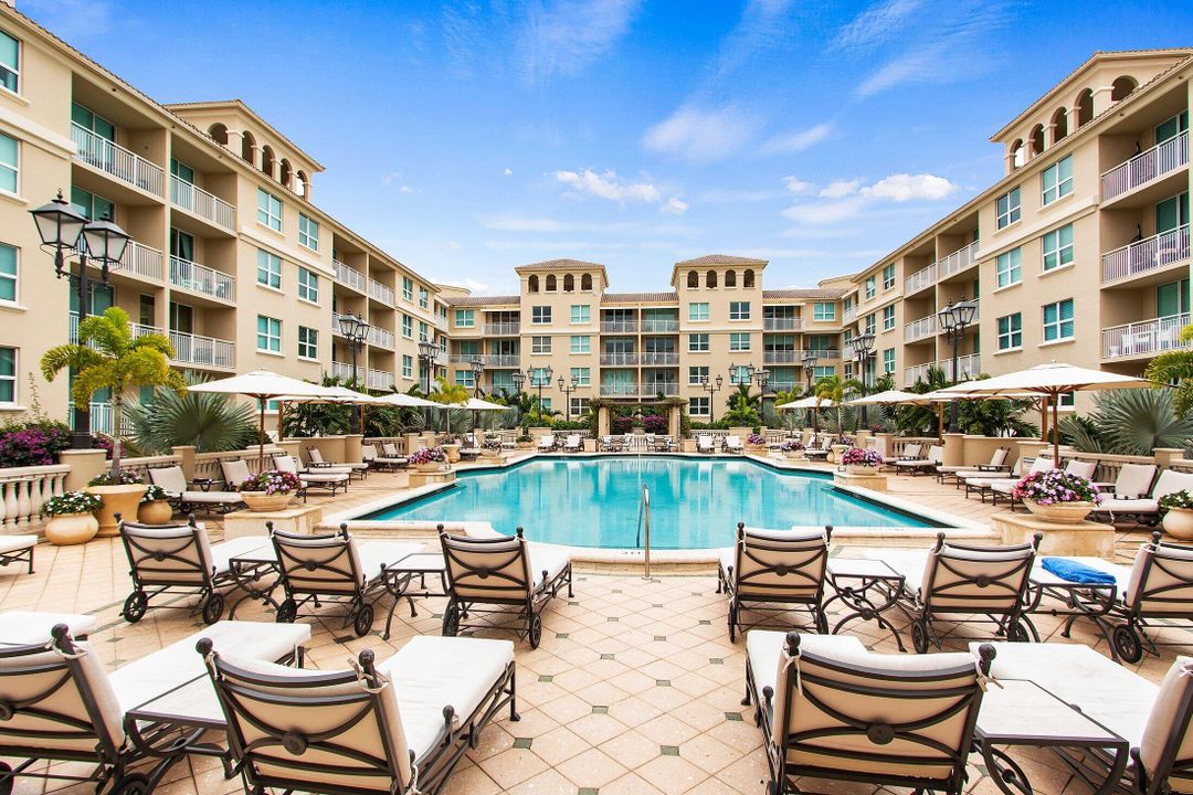 Active With Contract: $6,000 (2 beds, 2 baths, 1310 Square Feet)