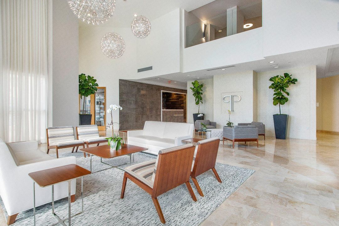 Active With Contract: $6,000 (2 beds, 2 baths, 1310 Square Feet)