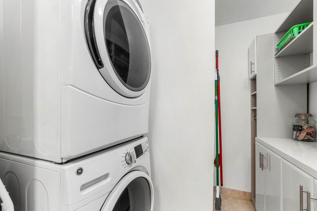 Active With Contract: $6,000 (2 beds, 2 baths, 1310 Square Feet)