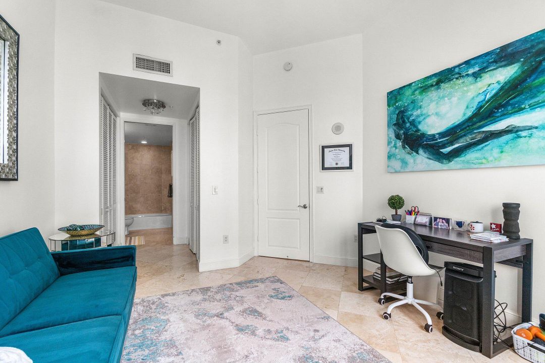 Active With Contract: $6,000 (2 beds, 2 baths, 1310 Square Feet)