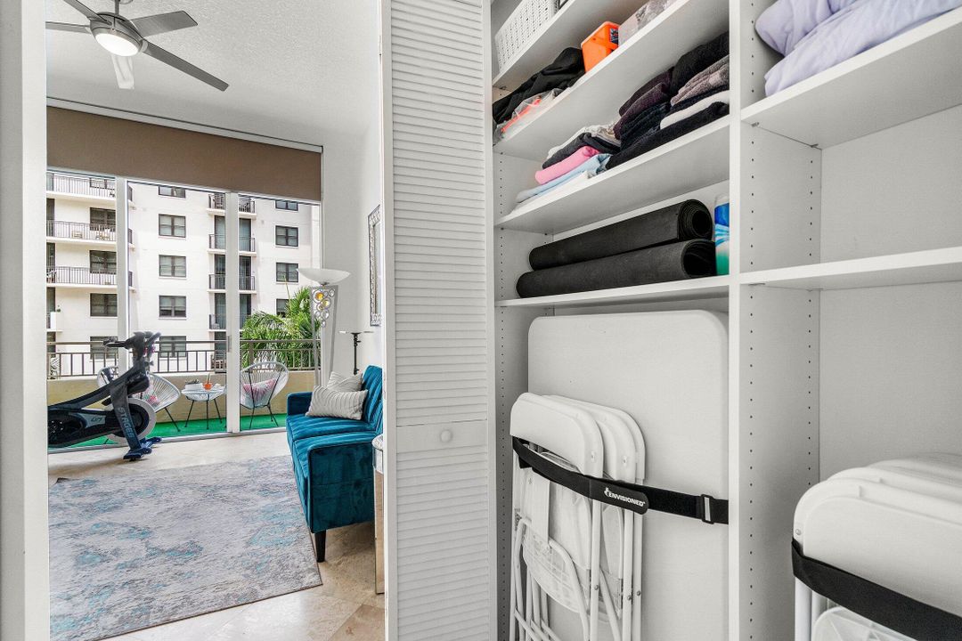 Active With Contract: $6,000 (2 beds, 2 baths, 1310 Square Feet)