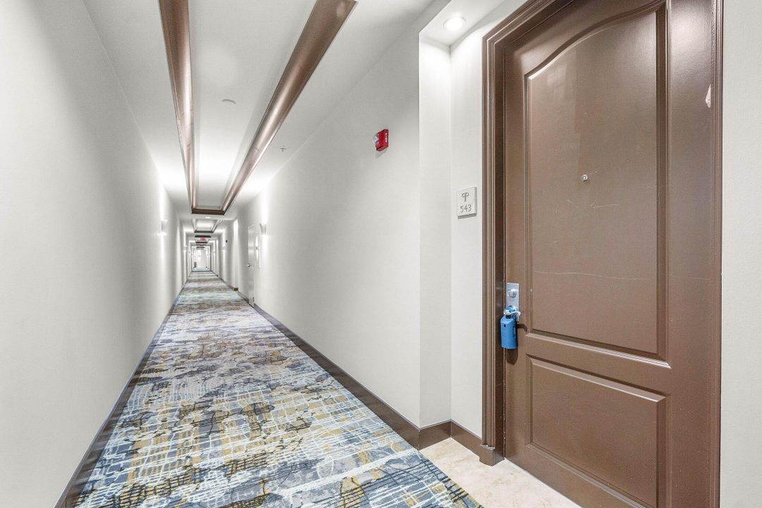 Active With Contract: $6,000 (2 beds, 2 baths, 1310 Square Feet)