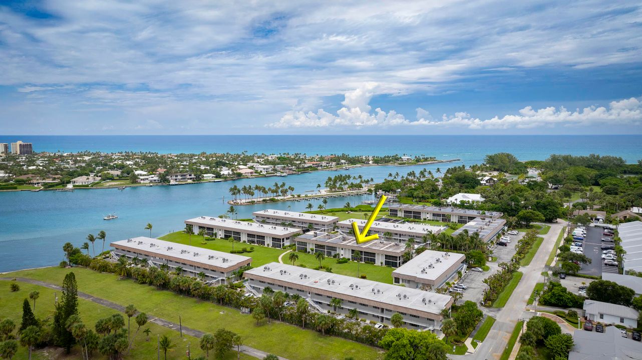 En Venta: $420,000 (2 camas, 2 baños, 1063 Pies cuadrados)