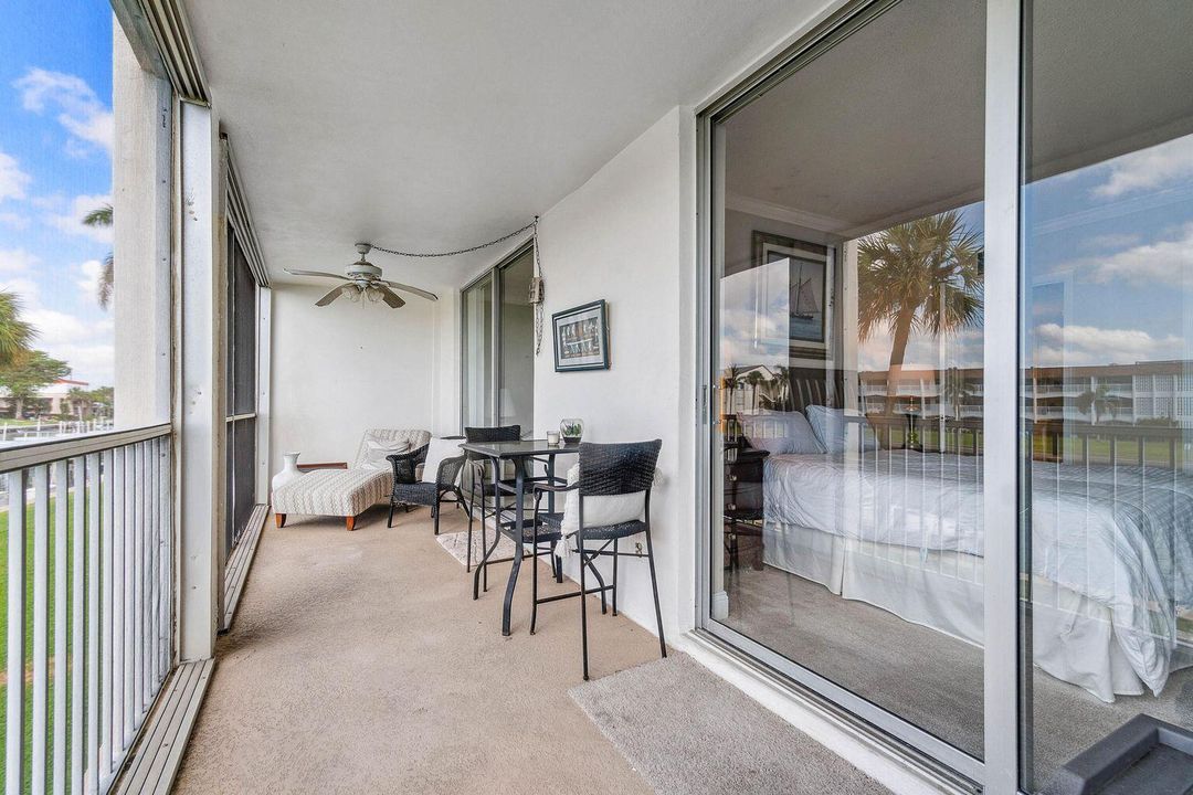 En Venta: $335,000 (1 camas, 1 baños, 720 Pies cuadrados)