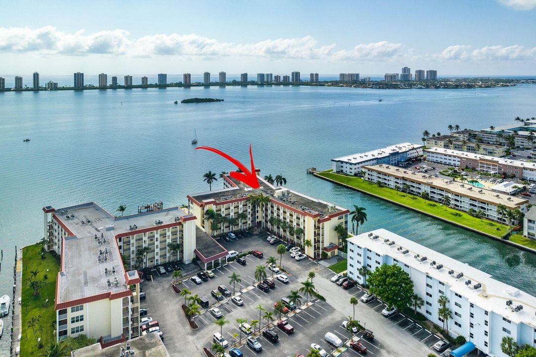 En Venta: $335,000 (1 camas, 1 baños, 720 Pies cuadrados)