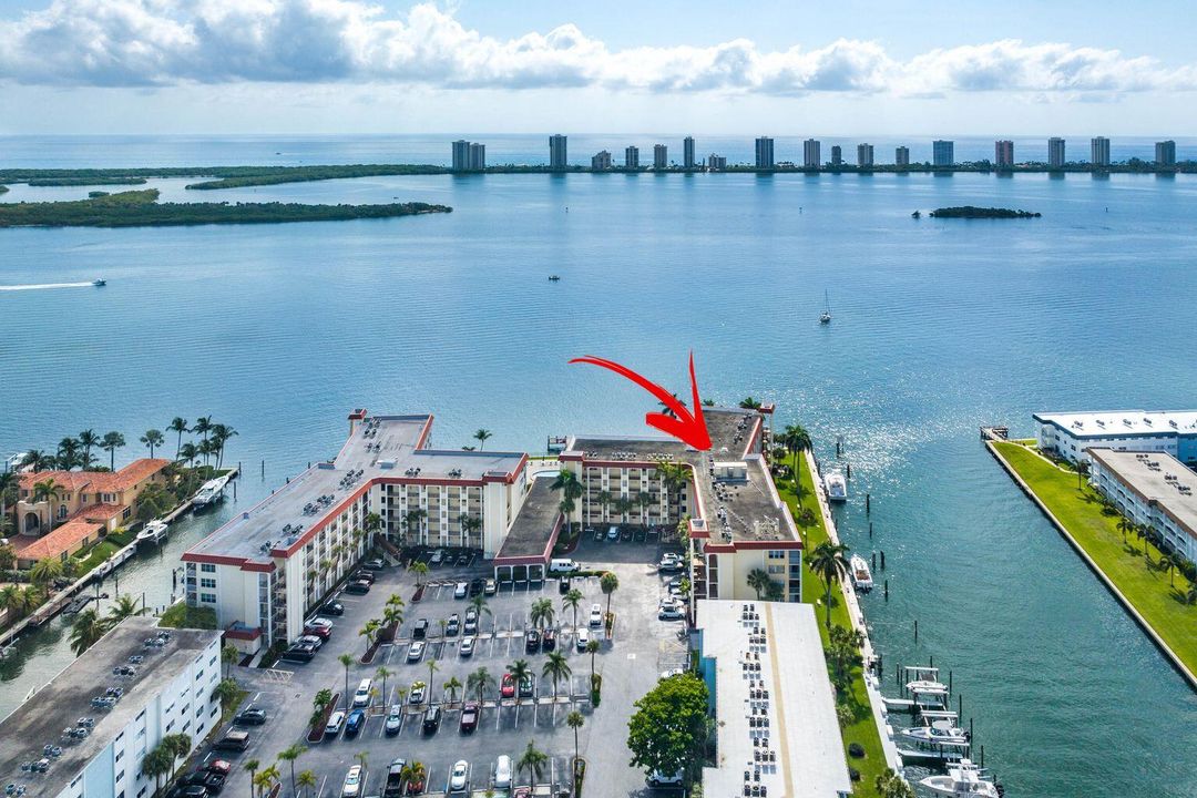 En Venta: $335,000 (1 camas, 1 baños, 720 Pies cuadrados)