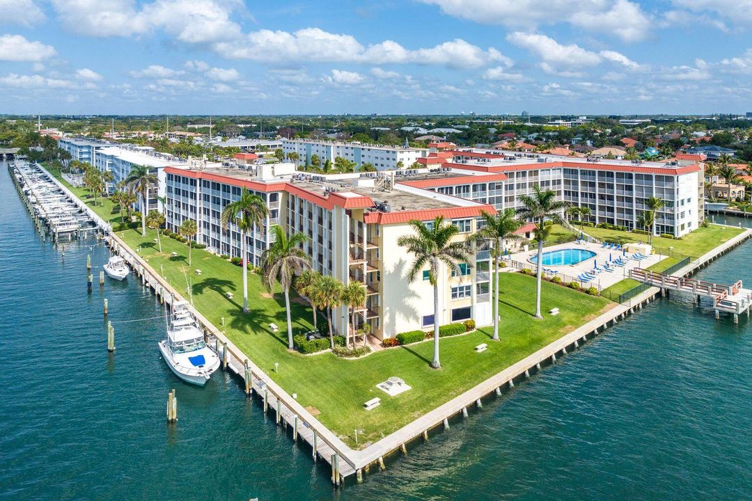 En Venta: $335,000 (1 camas, 1 baños, 720 Pies cuadrados)