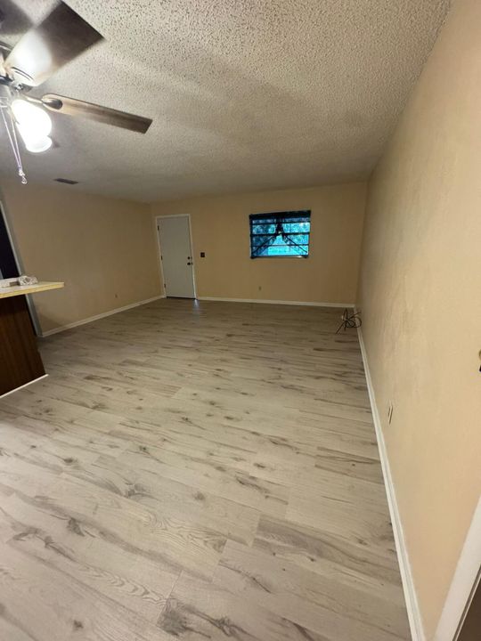 En Renta: $1,700 (3 camas, 2 baños, 1127 Pies cuadrados)