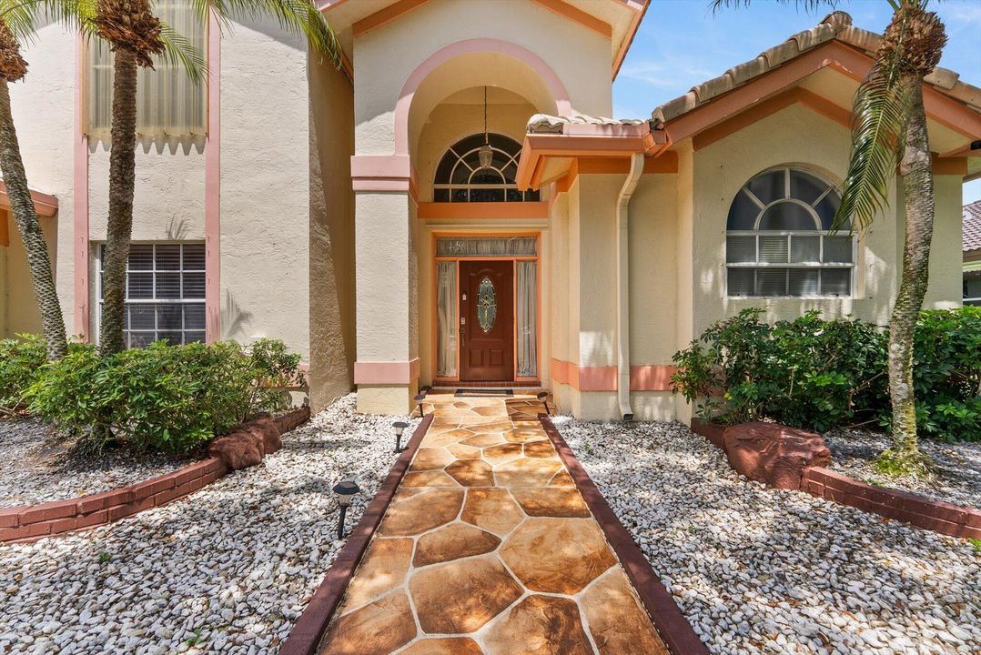 Active With Contract: $775,000 (4 beds, 3 baths, 2241 Square Feet)