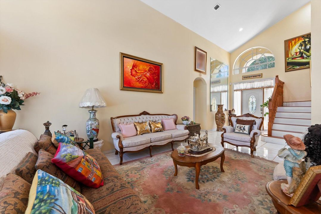 Active With Contract: $775,000 (4 beds, 3 baths, 2241 Square Feet)