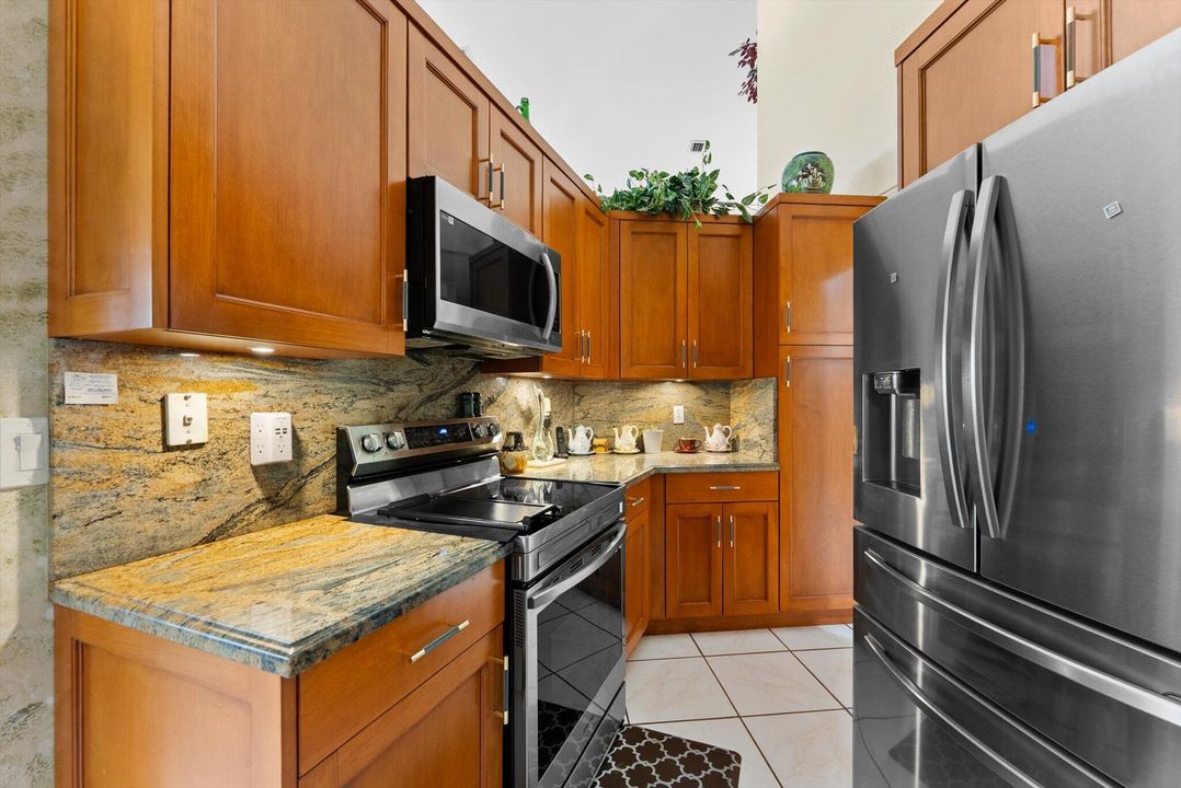 Active With Contract: $775,000 (4 beds, 3 baths, 2241 Square Feet)