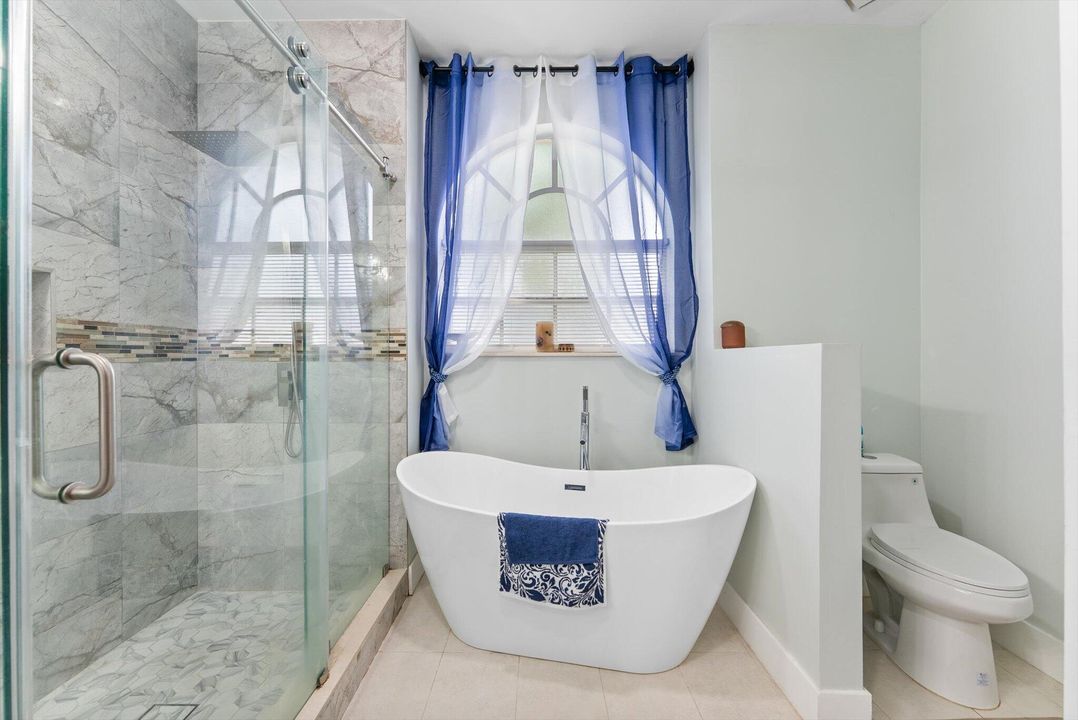 Active With Contract: $775,000 (4 beds, 3 baths, 2241 Square Feet)