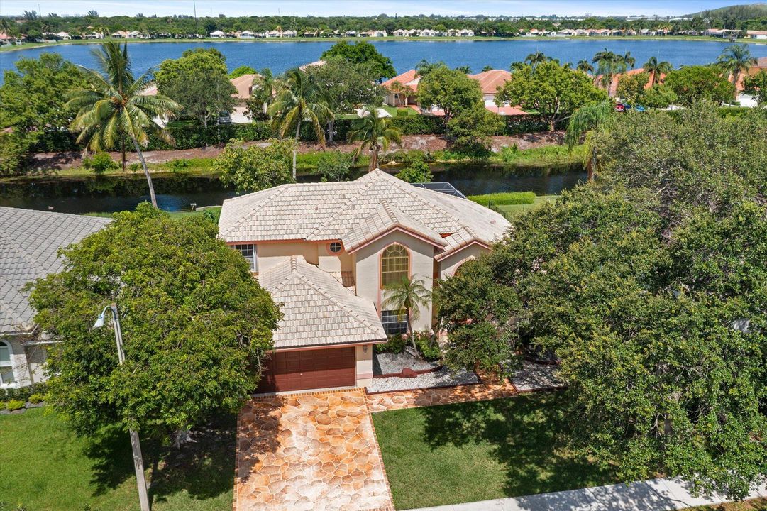 Active With Contract: $775,000 (4 beds, 3 baths, 2241 Square Feet)