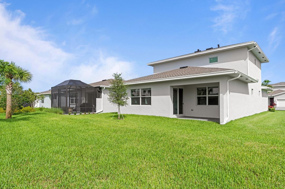 В аренду: $5,000 (4 спален, 3 ванн, 2500 Квадратных фут)