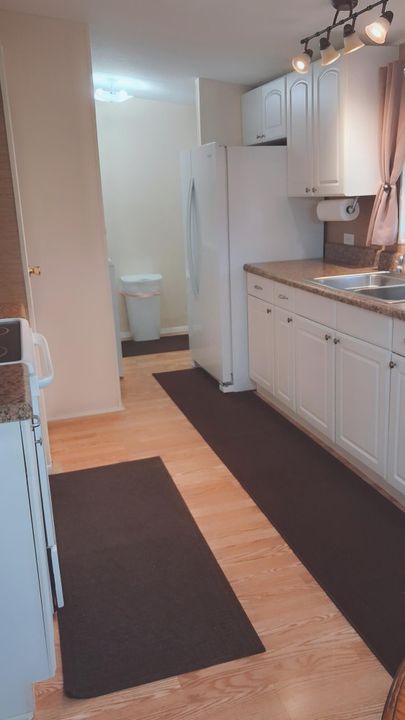 待售: $170,000 (2 贝兹, 2 浴室, 1000 平方英尺)