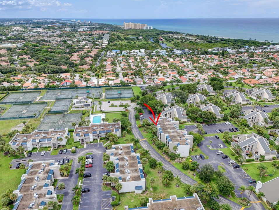 待售: $319,000 (1 贝兹, 1 浴室, 704 平方英尺)