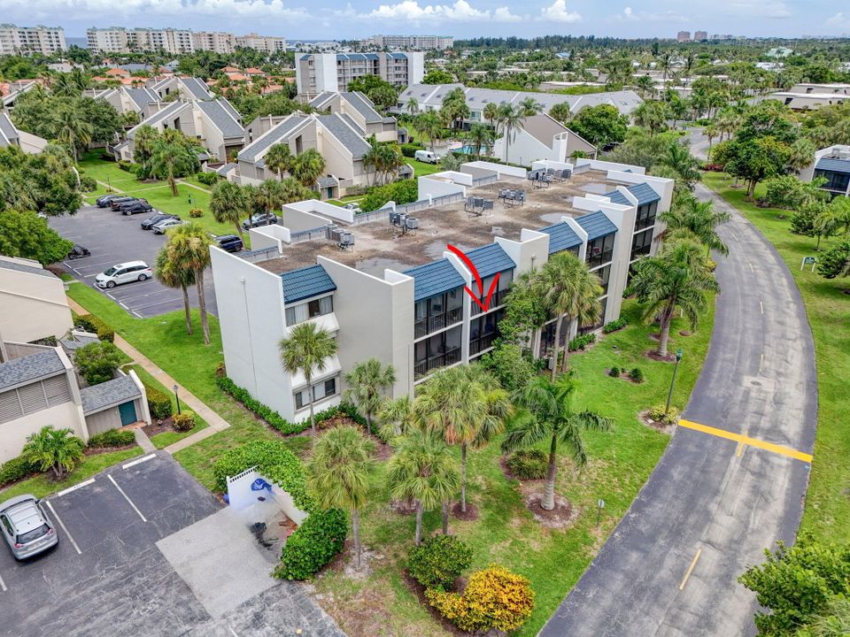 待售: $319,000 (1 贝兹, 1 浴室, 704 平方英尺)