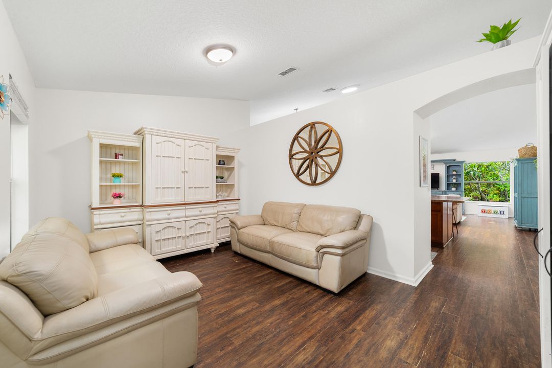 For Sale: $520,000 (3 beds, 2 baths, 2180 Square Feet)