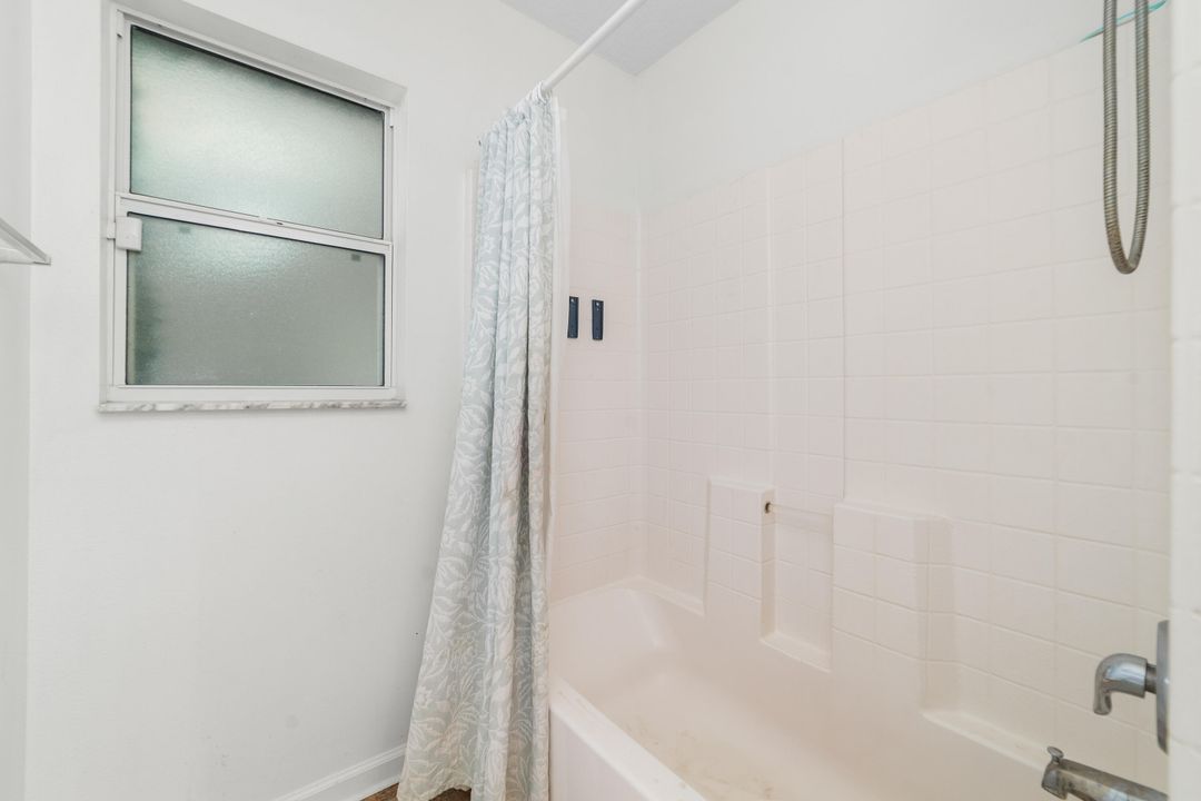 For Sale: $520,000 (3 beds, 2 baths, 2180 Square Feet)