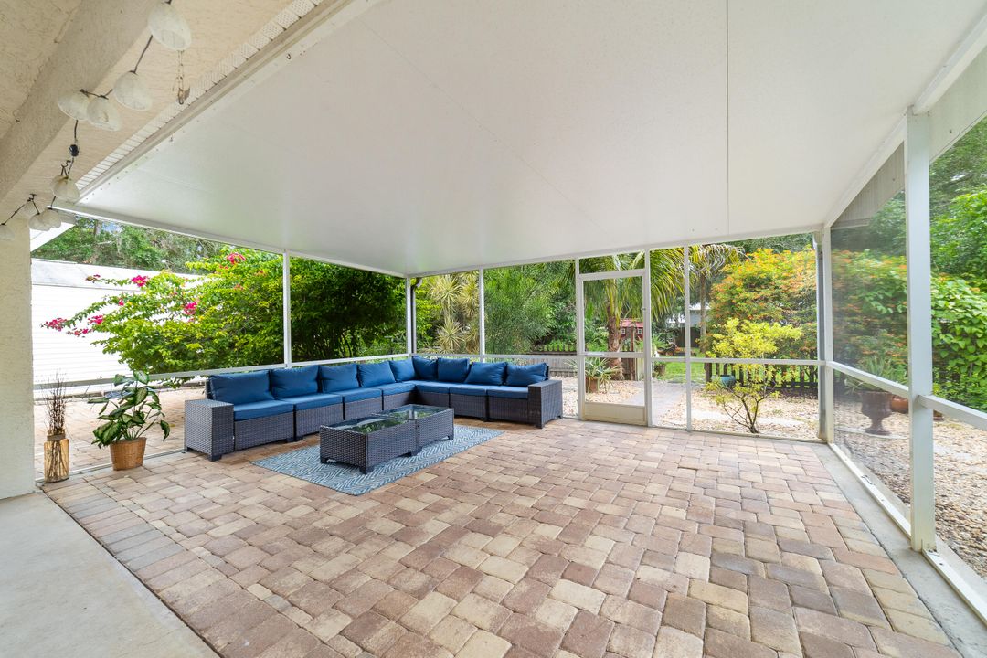 For Sale: $520,000 (3 beds, 2 baths, 2180 Square Feet)