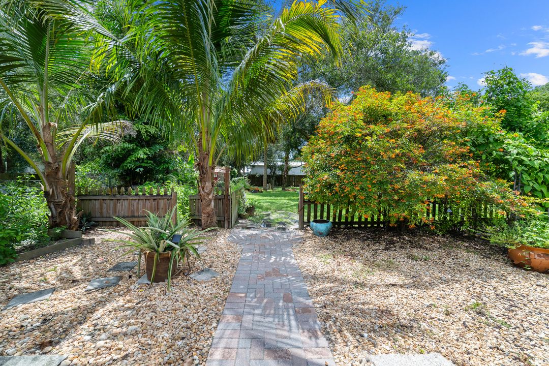 For Sale: $520,000 (3 beds, 2 baths, 2180 Square Feet)