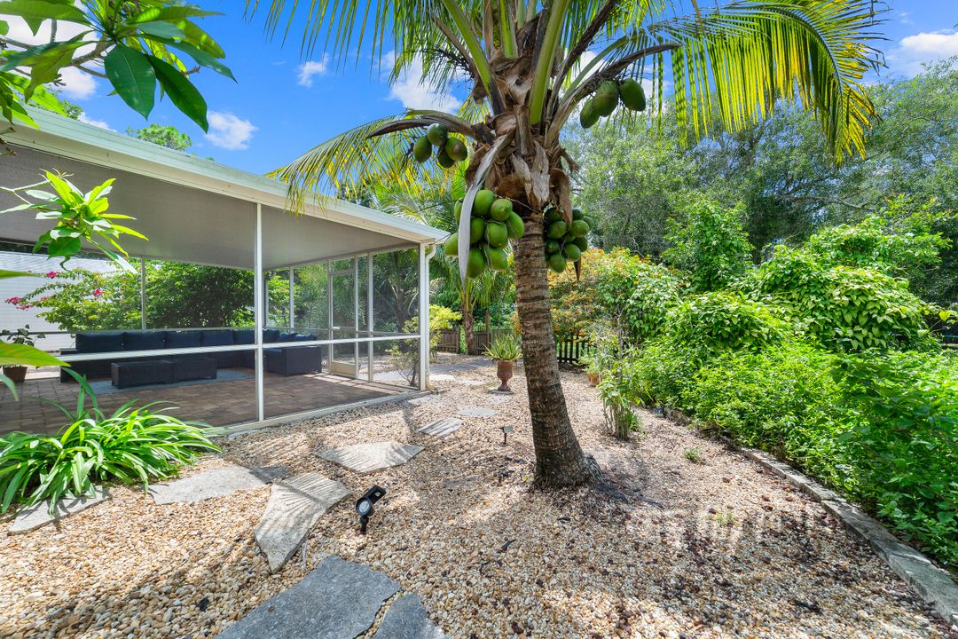 For Sale: $520,000 (3 beds, 2 baths, 2180 Square Feet)