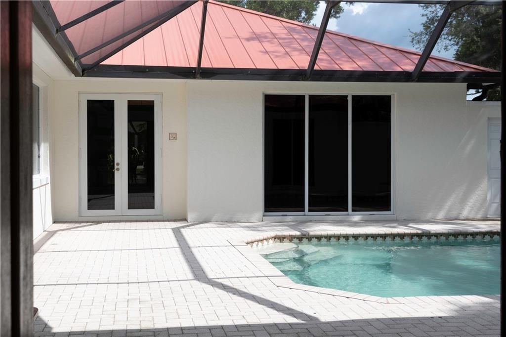 Active With Contract: $730,000 (4 beds, 3 baths, 2669 Square Feet)