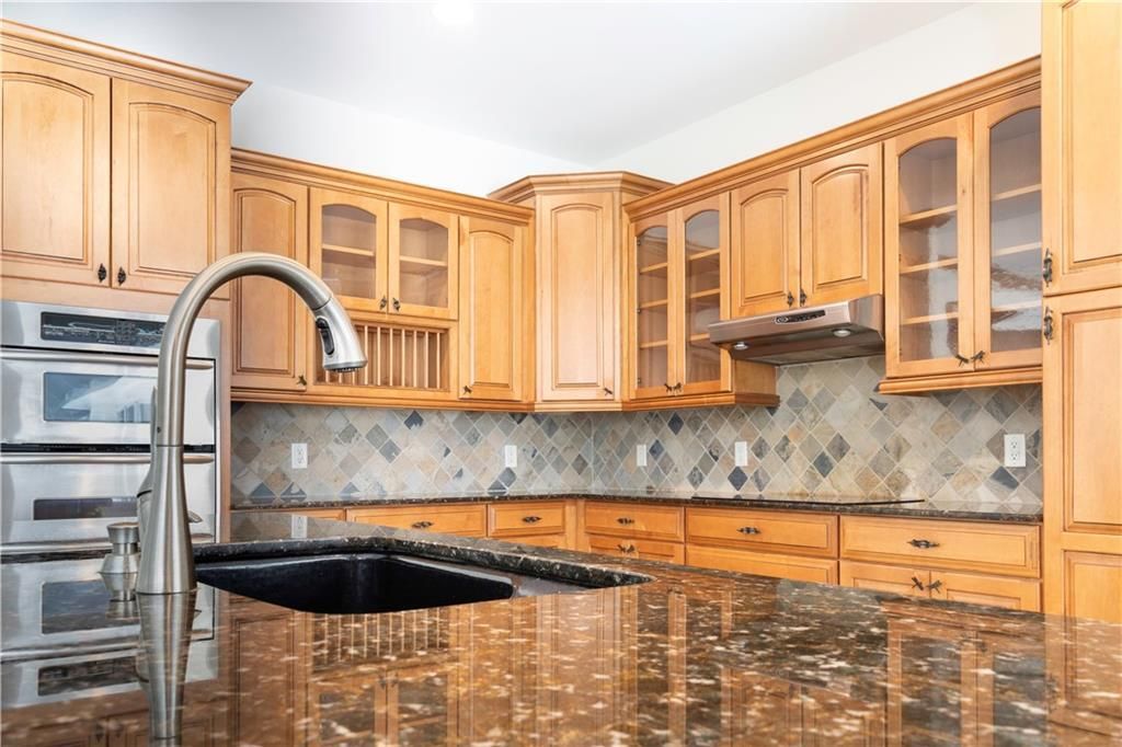 Active With Contract: $730,000 (4 beds, 3 baths, 2669 Square Feet)