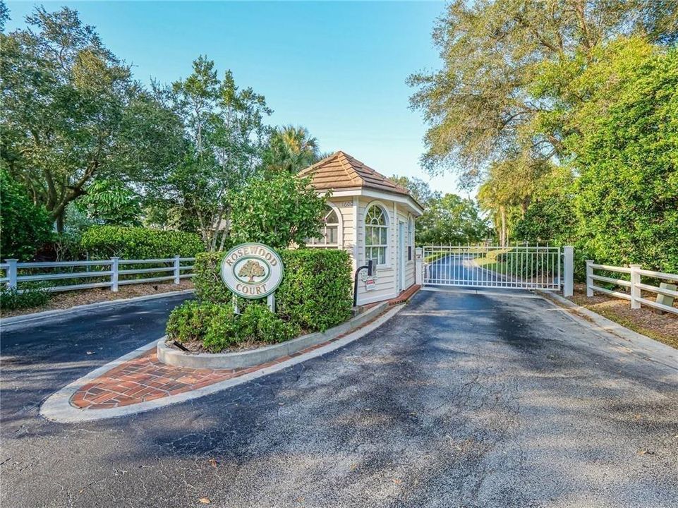 Active With Contract: $730,000 (4 beds, 3 baths, 2669 Square Feet)