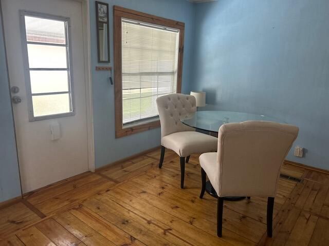 For Sale: $34,500 (2 beds, 2 baths, 1416 Square Feet)