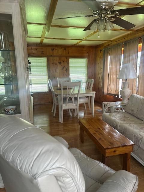 For Sale: $34,500 (2 beds, 2 baths, 1416 Square Feet)