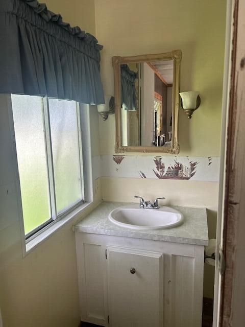 For Sale: $34,500 (2 beds, 2 baths, 1416 Square Feet)