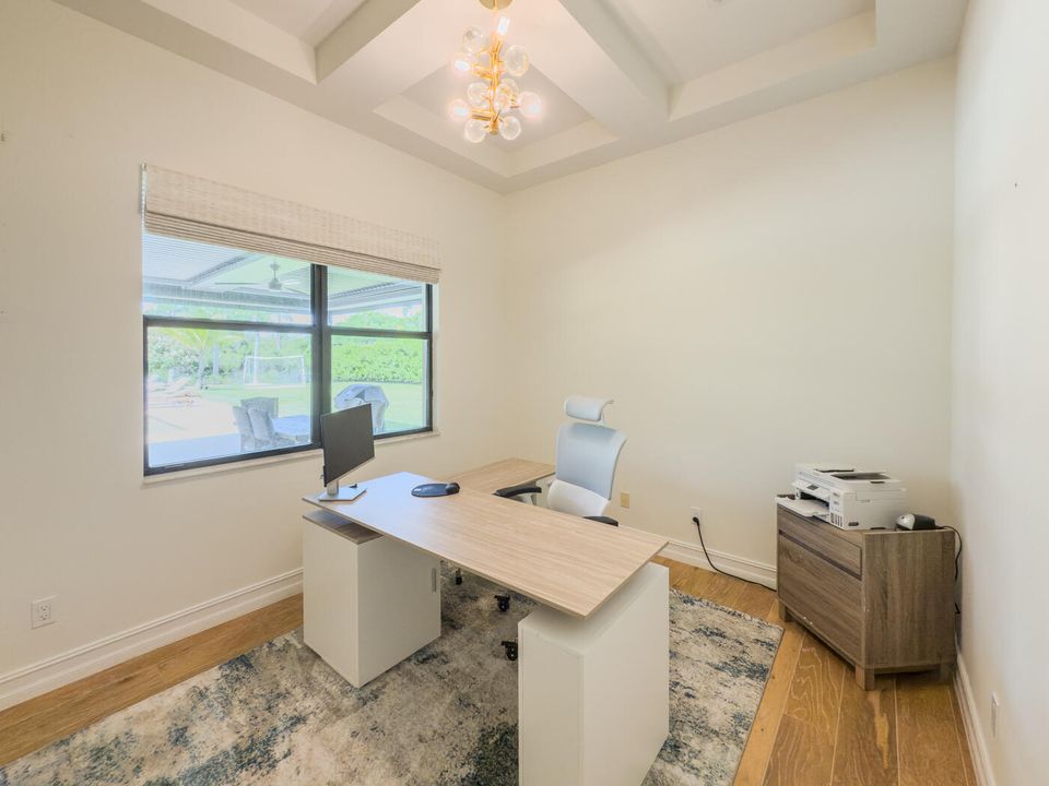 For Sale: $4,399,000 (6 beds, 5 baths, 5226 Square Feet)