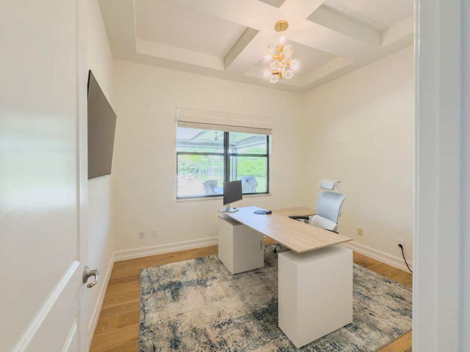 For Sale: $4,399,000 (6 beds, 5 baths, 5226 Square Feet)