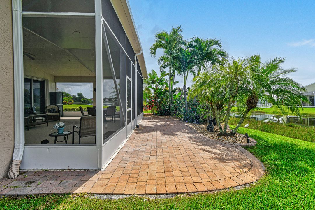 Active With Contract: $499,000 (3 beds, 2 baths, 2545 Square Feet)