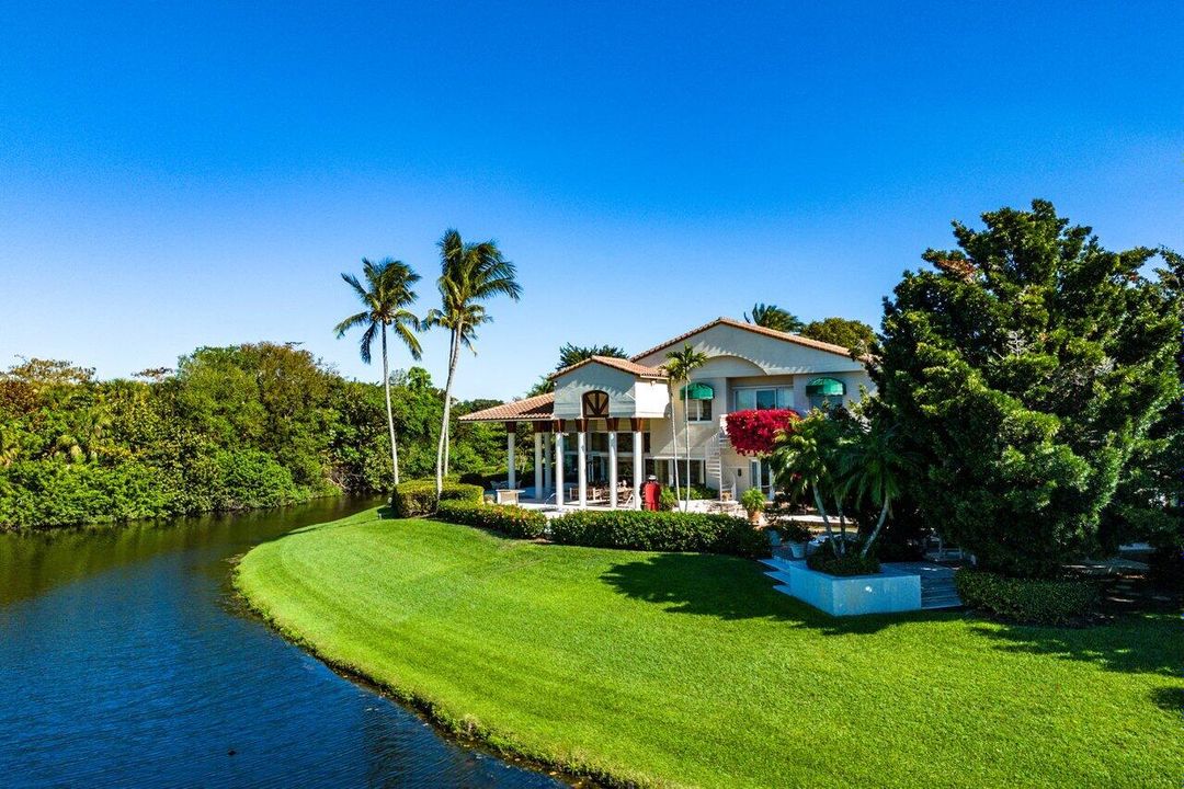 For Sale: $12,500,000 (7 beds, 8 baths, 6542 Square Feet)