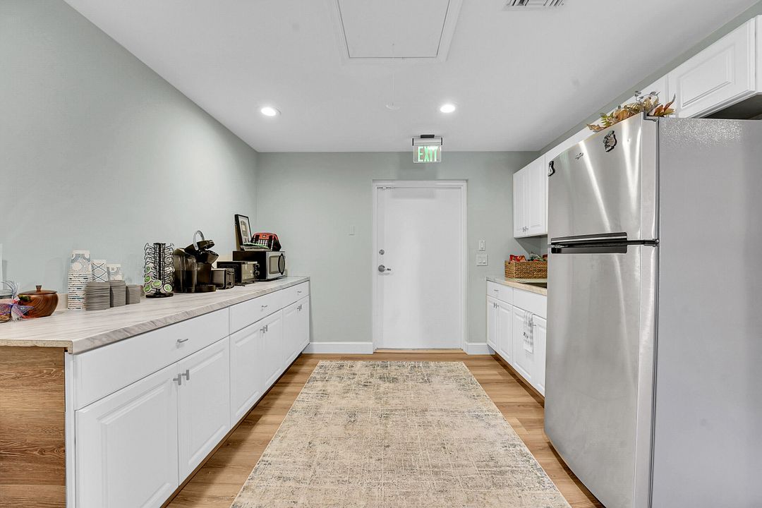 待售: $1,299,000 (0 贝兹, 0 浴室, 2184 平方英尺)