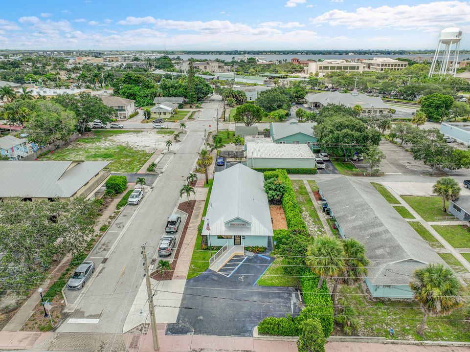 待售: $1,299,000 (0 贝兹, 0 浴室, 2184 平方英尺)