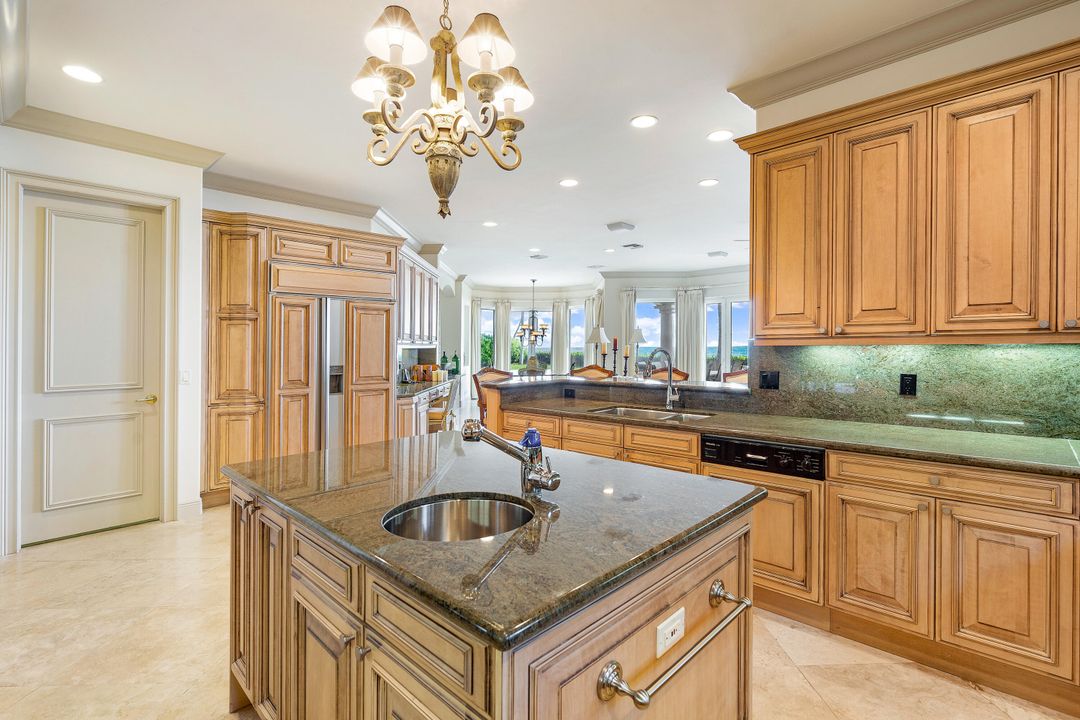 En Renta: $60,000 (6 camas, 6 baños, 7959 Pies cuadrados)