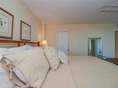 В аренду: $5,900 (2 спален, 2 ванн, 1600 Квадратных фут)