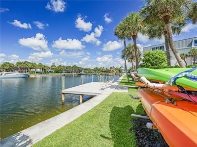 В аренду: $5,900 (2 спален, 2 ванн, 1600 Квадратных фут)