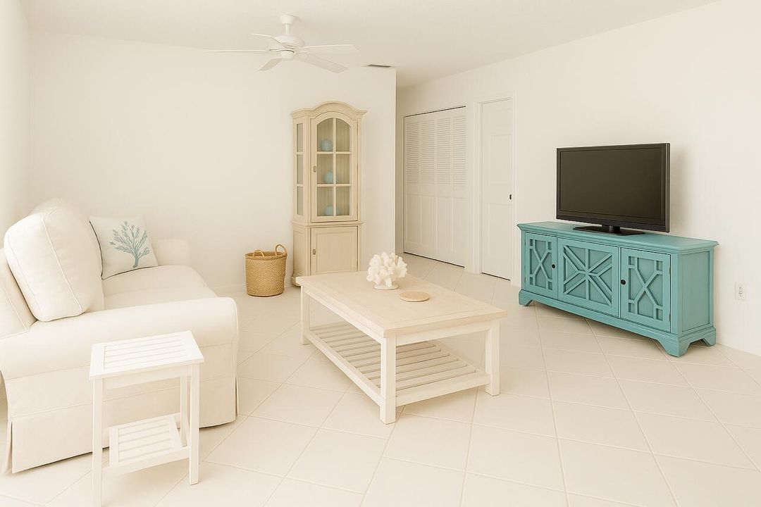 For Sale: $279,900 (2 beds, 2 baths, 1096 Square Feet)