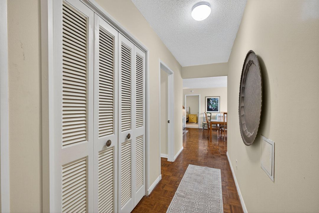 待售: $375,000 (2 贝兹, 2 浴室, 1400 平方英尺)