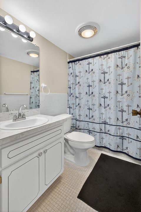 待售: $375,000 (2 贝兹, 2 浴室, 1400 平方英尺)