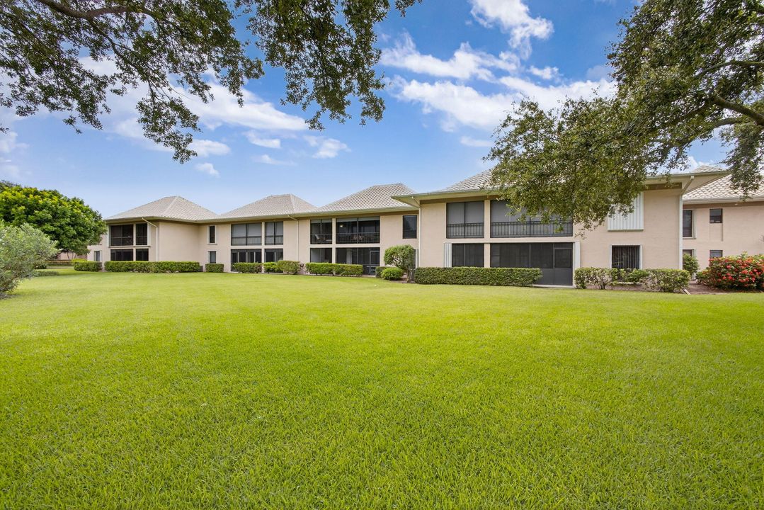 待售: $375,000 (2 贝兹, 2 浴室, 1400 平方英尺)